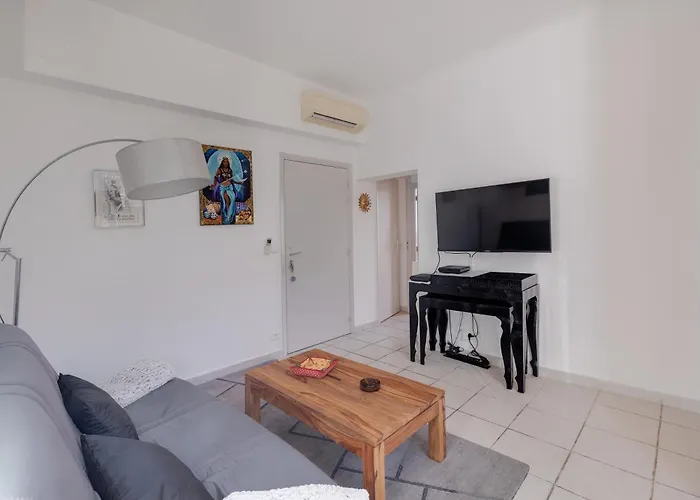 Anaite Vue Et Montagne, Piscine Privee * Antibes